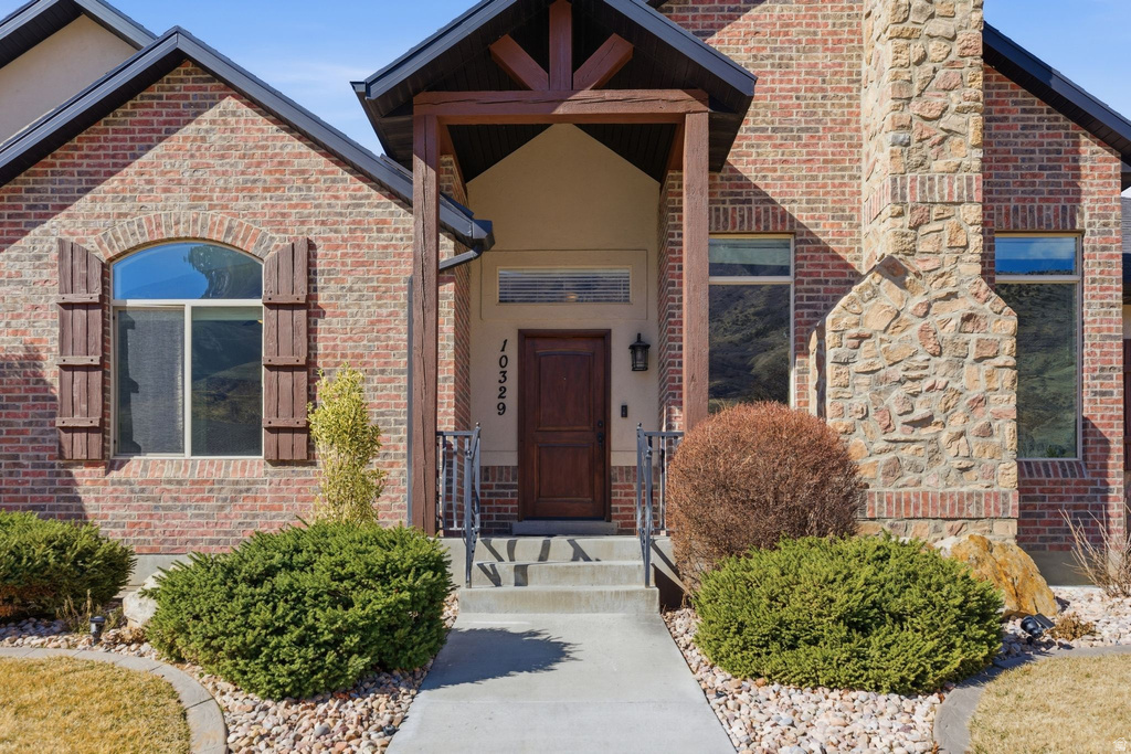 10329 N BRISTLECONE WAY Cedar Hills, UT 84062