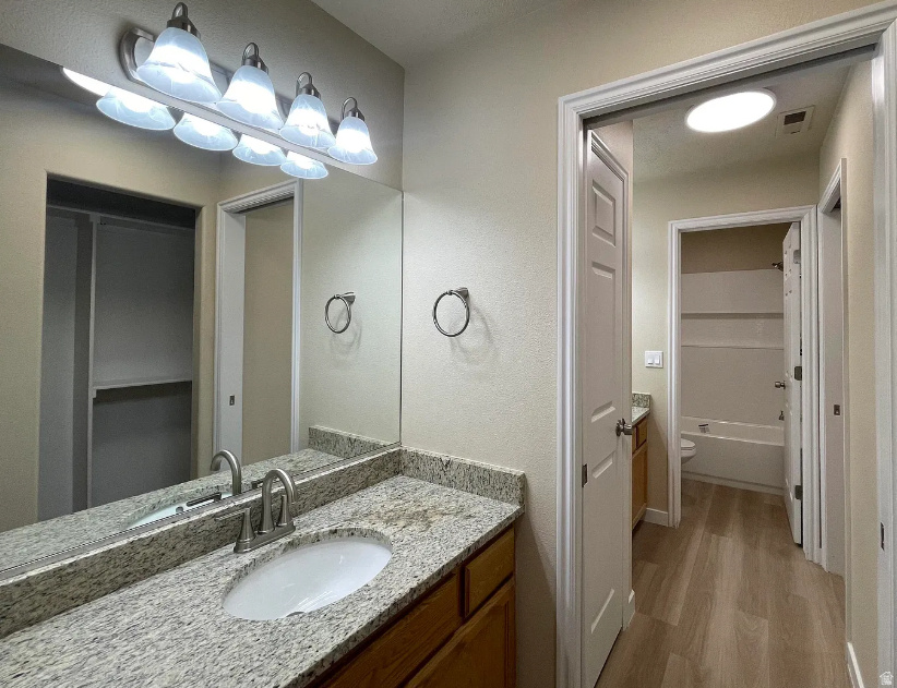 1004 W 180 S Hurricane, UT 84737