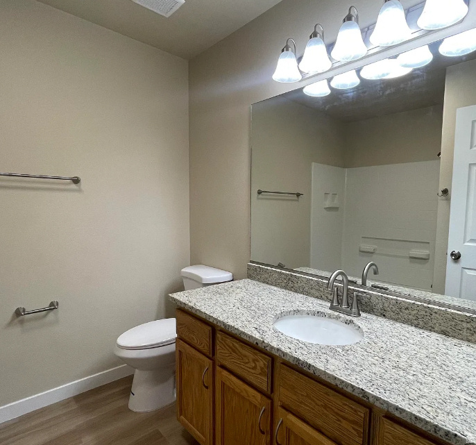 1004 W 180 S Hurricane, UT 84737