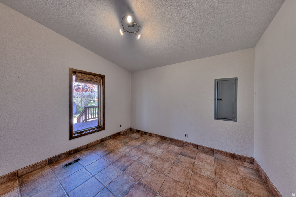 423 AMBER LN Castle Valley, UT 84532