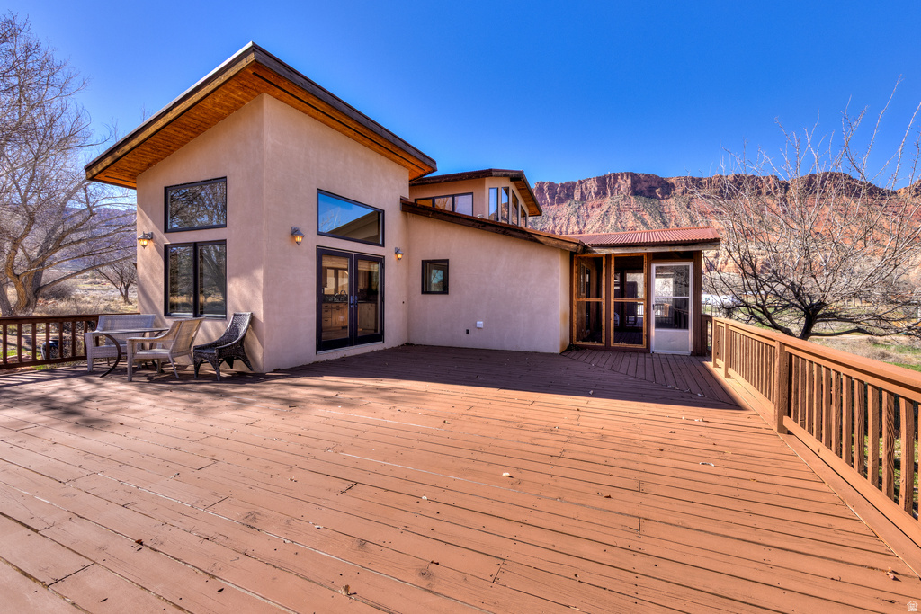 423 AMBER LN Castle Valley, UT 84532