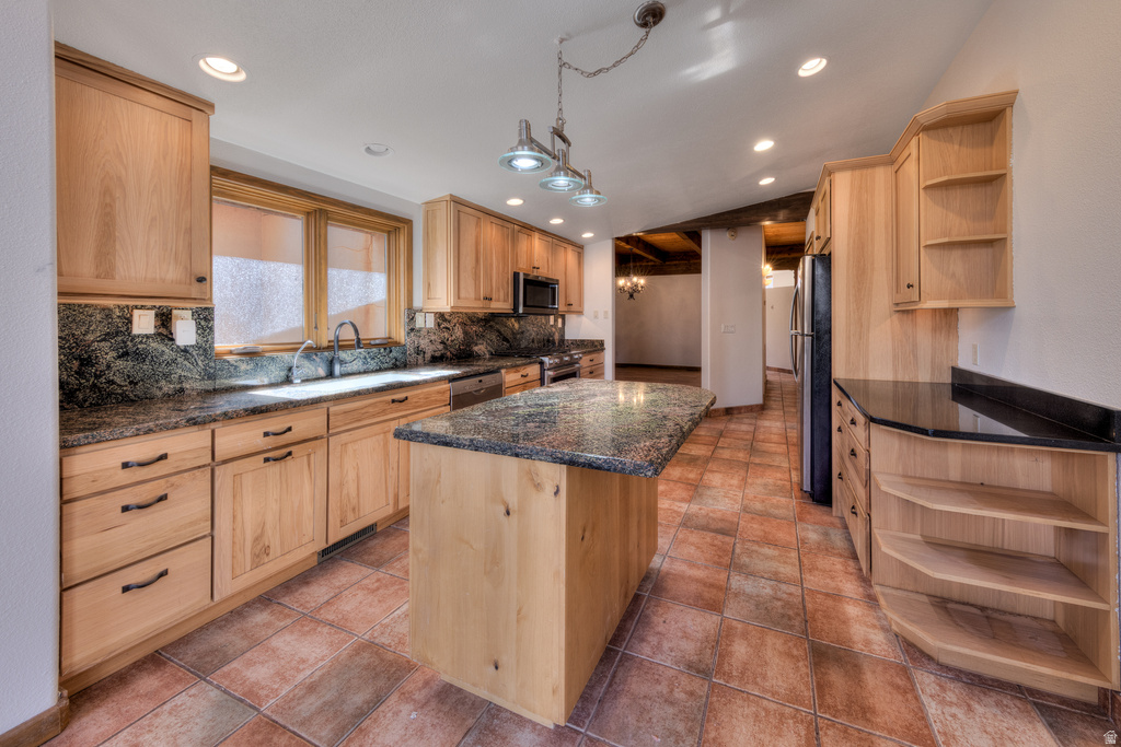423 AMBER LN Castle Valley, UT 84532