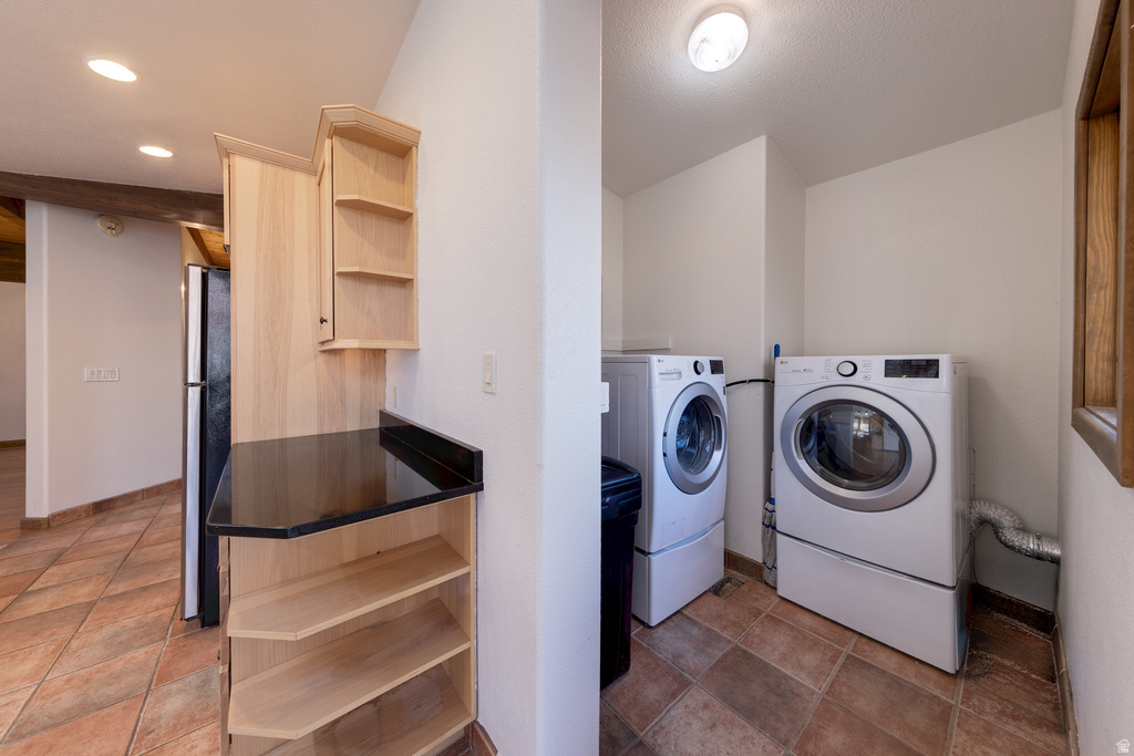 423 AMBER LN Castle Valley, UT 84532