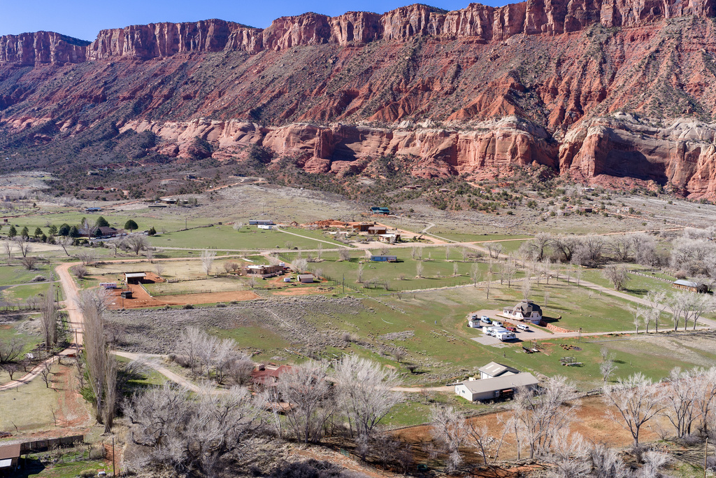 423 AMBER LN Castle Valley, UT 84532