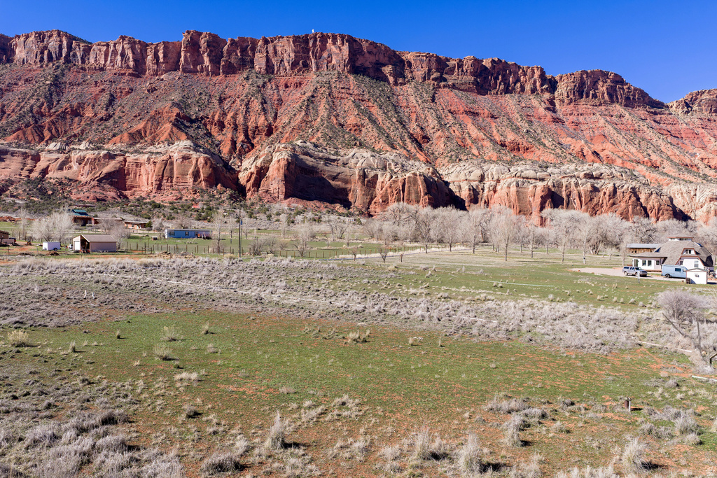 423 AMBER LN Castle Valley, UT 84532