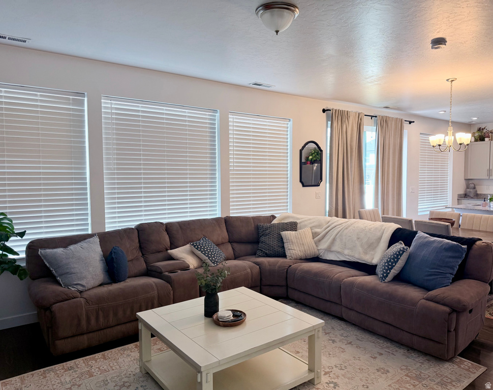 906 S 750 W Springville, UT 84663