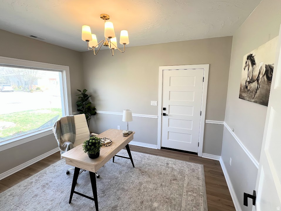 160 E 400 N Lehi, UT 84043