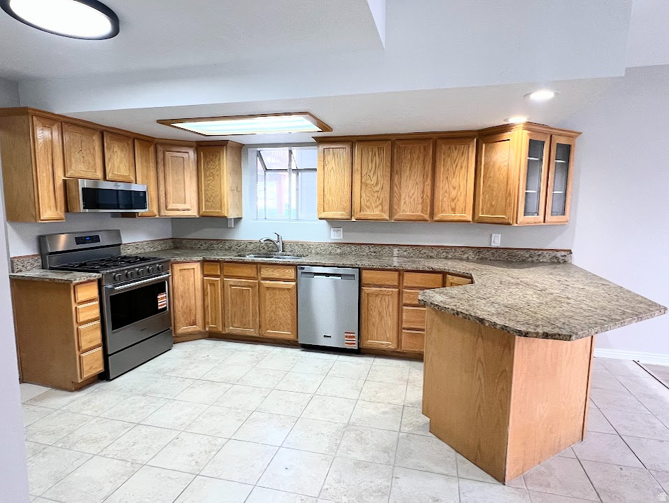 160 E 400 N Lehi, UT 84043