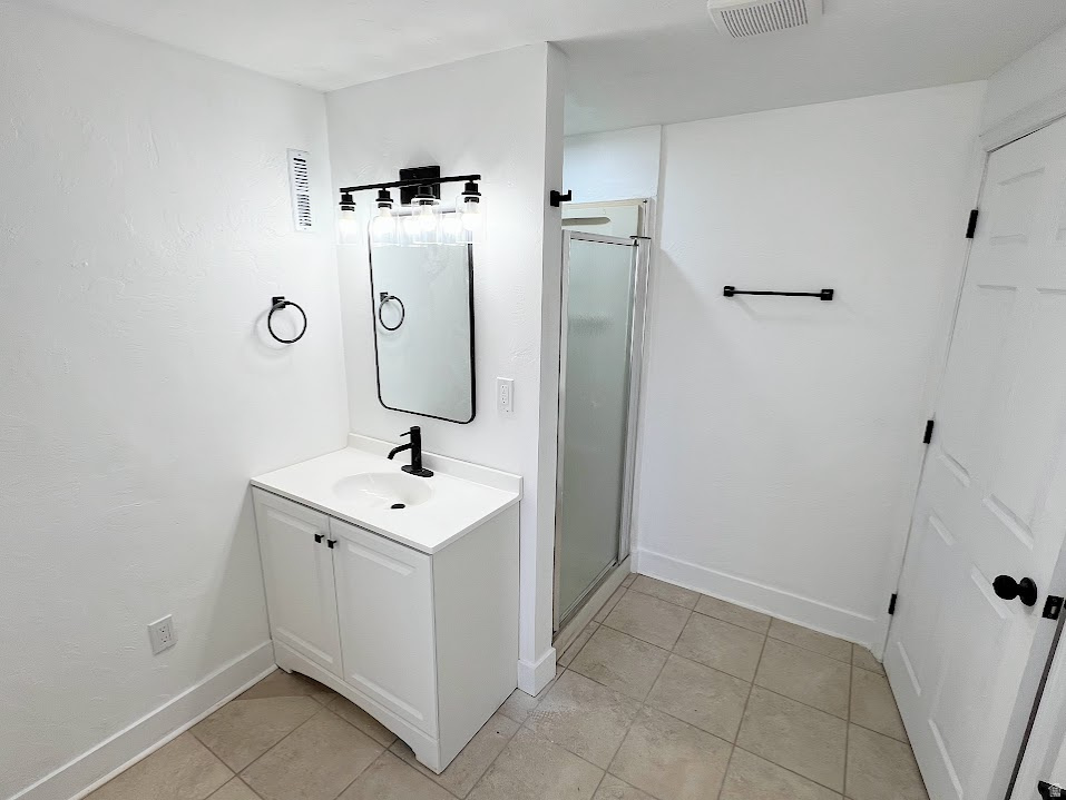 160 E 400 N Lehi, UT 84043