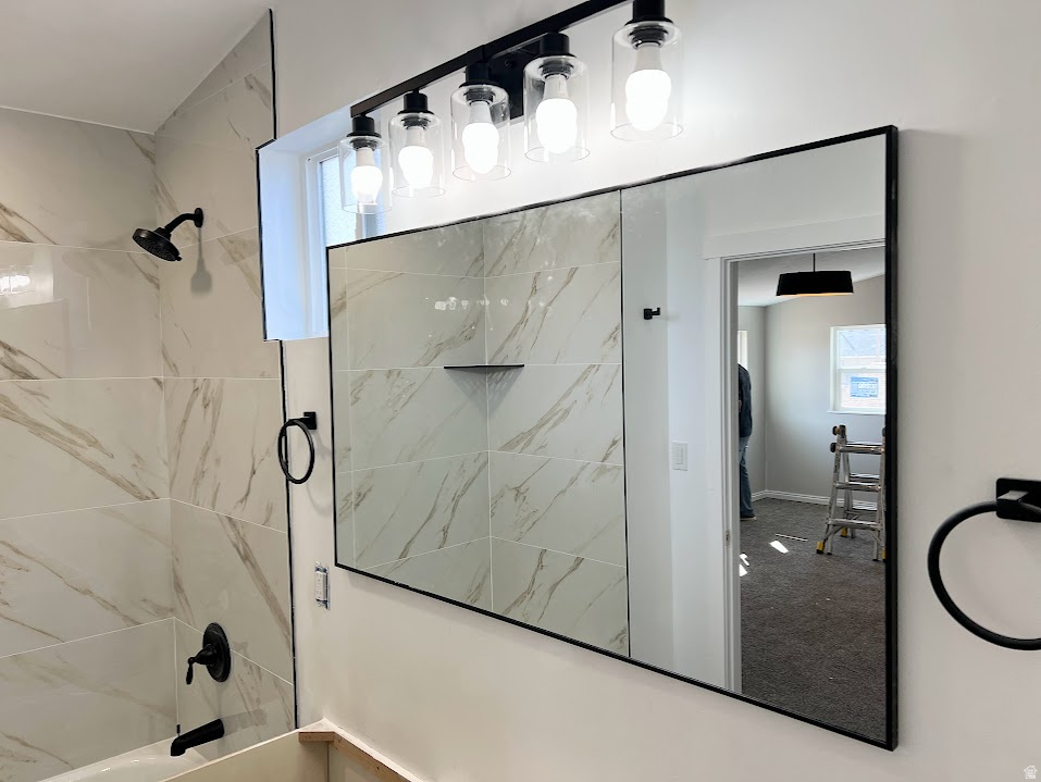 160 E 400 N Lehi, UT 84043