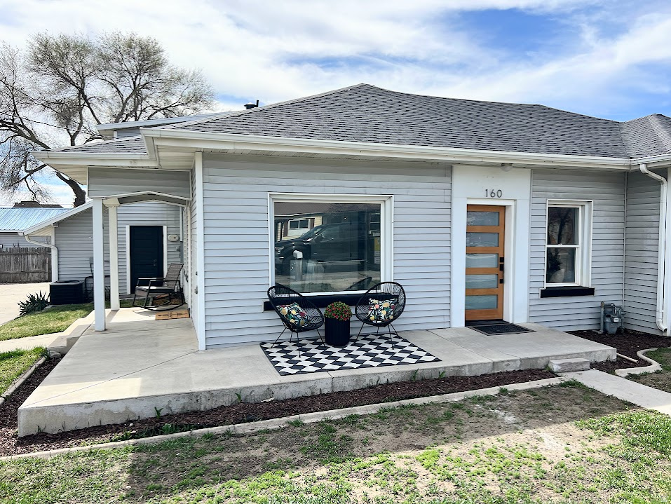 160 E 400 N Lehi, UT 84043