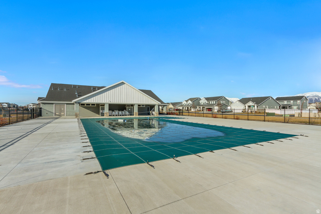 2115 W 3330 S Syracuse, UT 84075