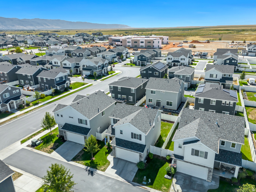 2115 W 3330 S Syracuse, UT 84075