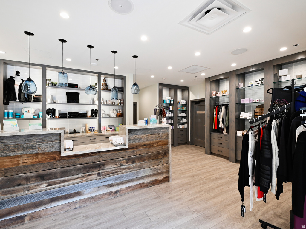 3855 GRAND SUMMIT DR #106 Q1 Park City, UT 84098