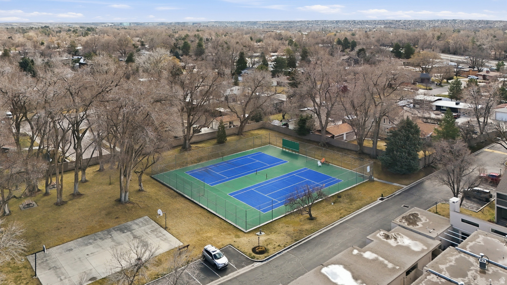 5647 S PARK PLACEWEST Holladay, UT 84121