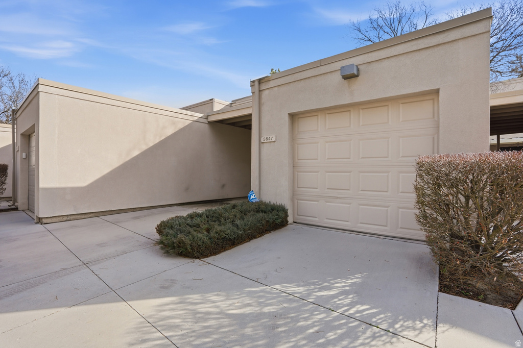 5647 S PARK PLACEWEST Holladay, UT 84121