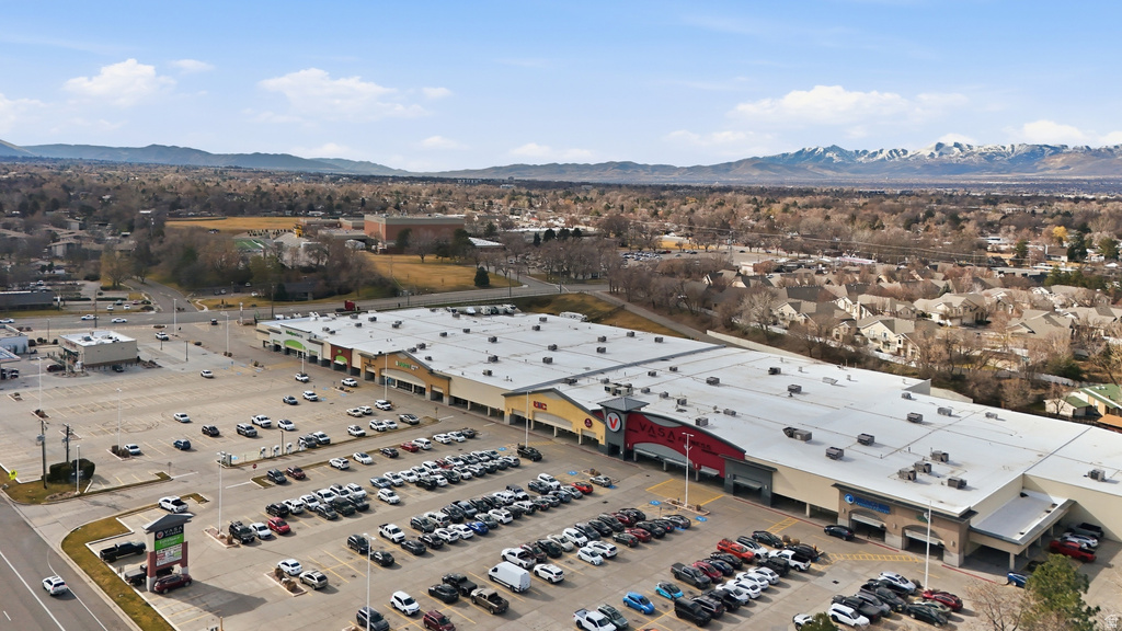 5647 S PARK PLACEWEST Holladay, UT 84121