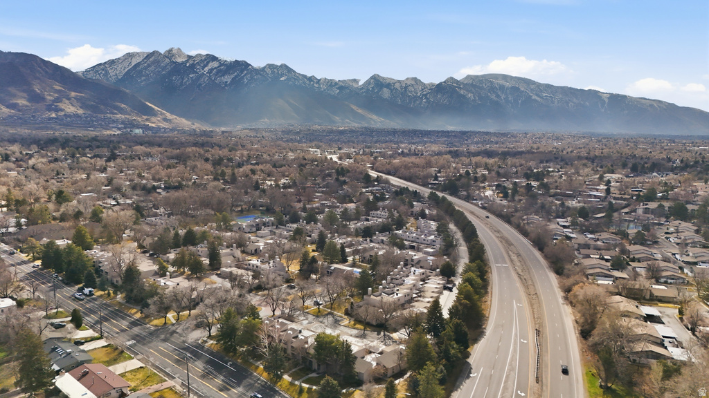 5647 S PARK PLACEWEST Holladay, UT 84121