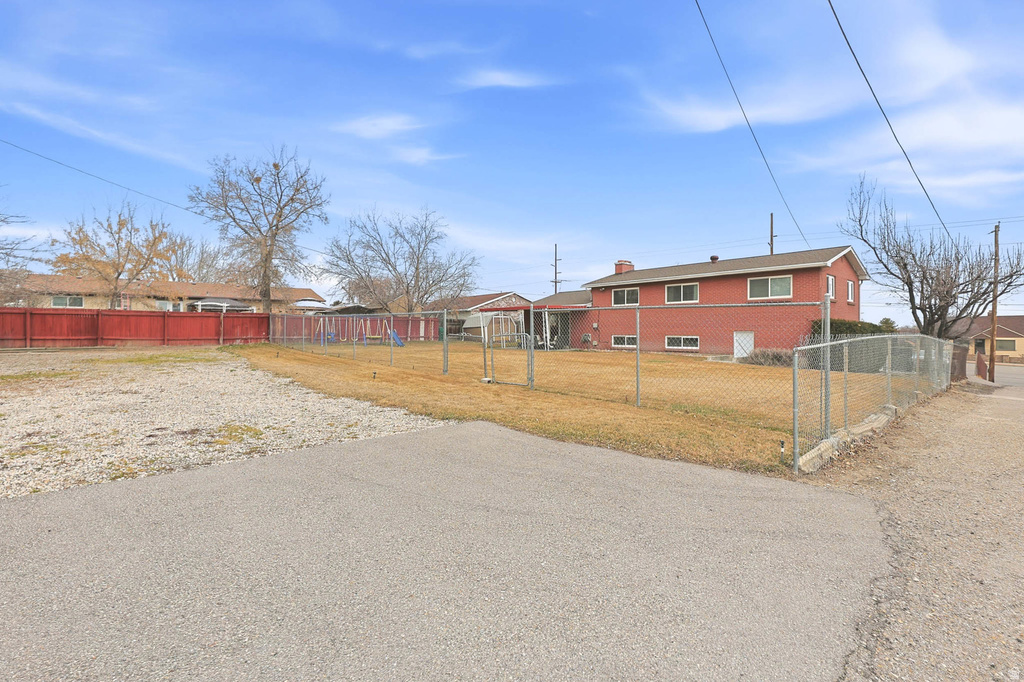 2817 W 5400 S Taylorsville, UT 84129