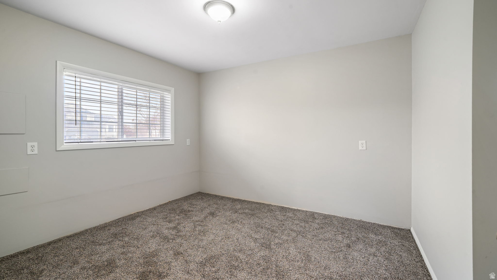 768 E 980 N Tooele, UT 84074