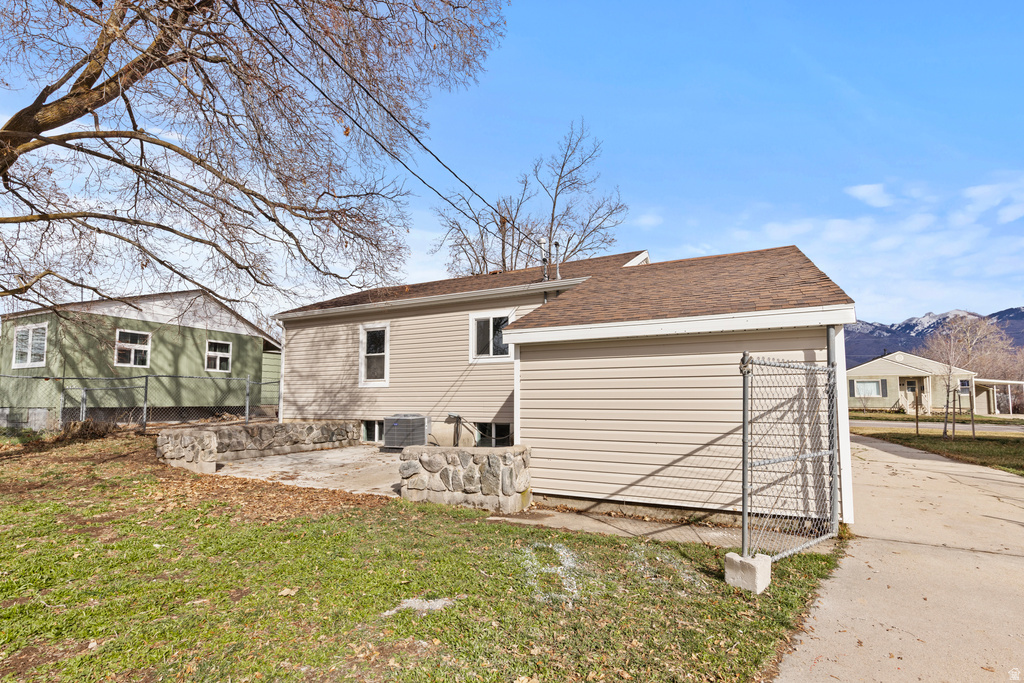 109 BEACON AVE Layton, UT 84041