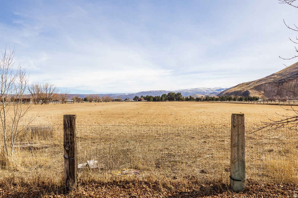 3193 S SOUTHFIELD RD Daniel, UT 84032