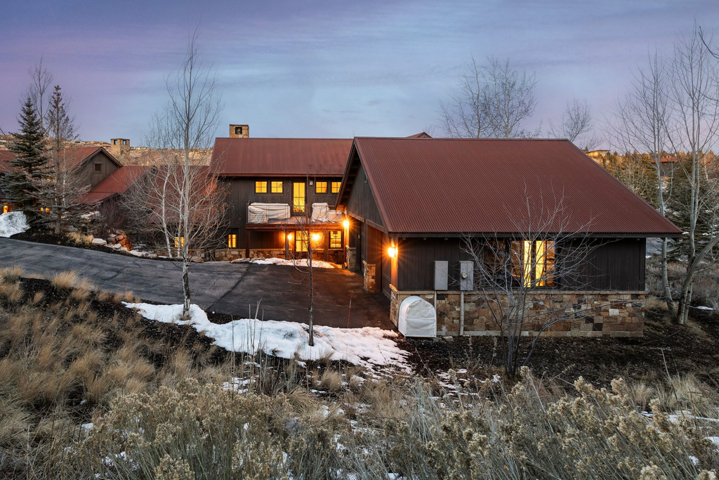 2902 QUICK DRAW Park City, UT 84098
