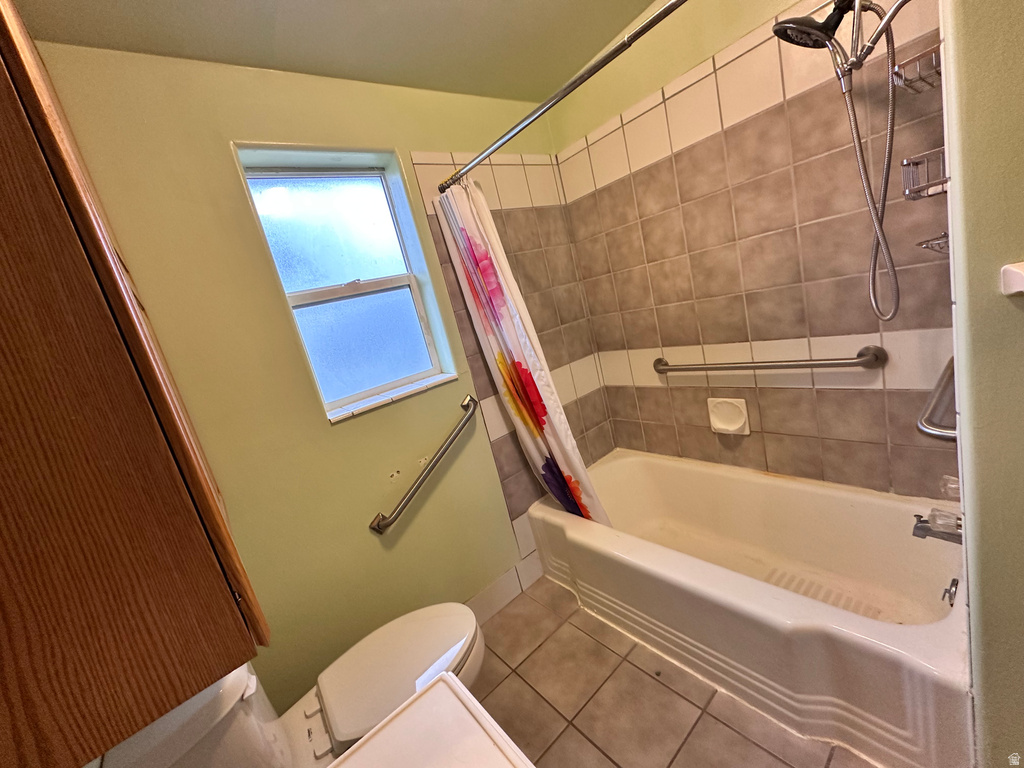 2183 S PENMAN LN Bountiful, UT 84010