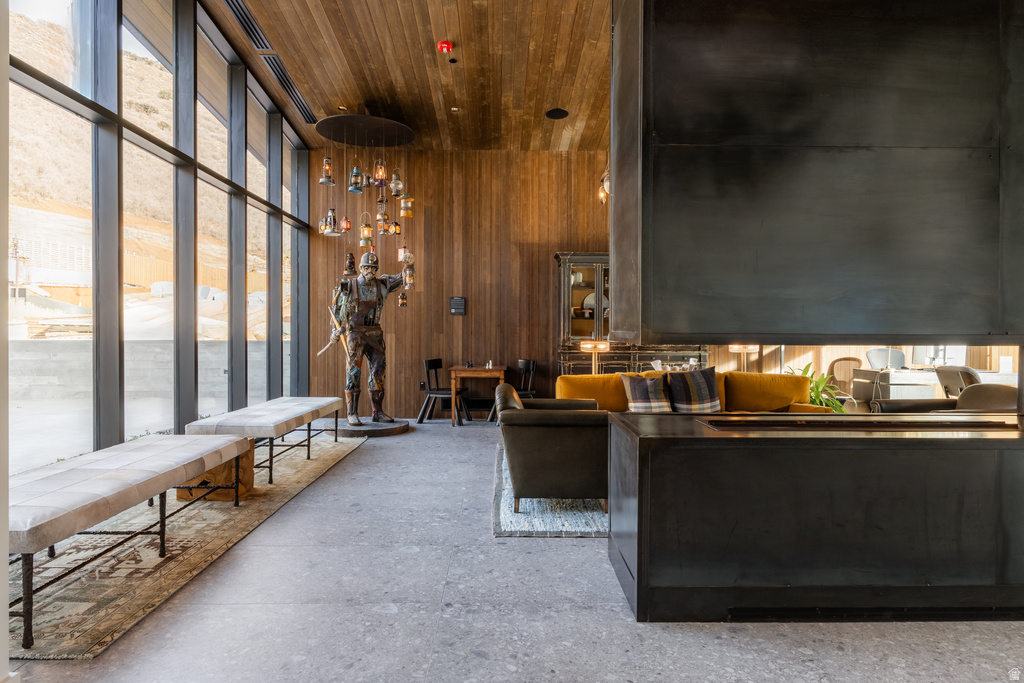 3267 W DEER HOLLOW RD #2304 Park City, UT 84060