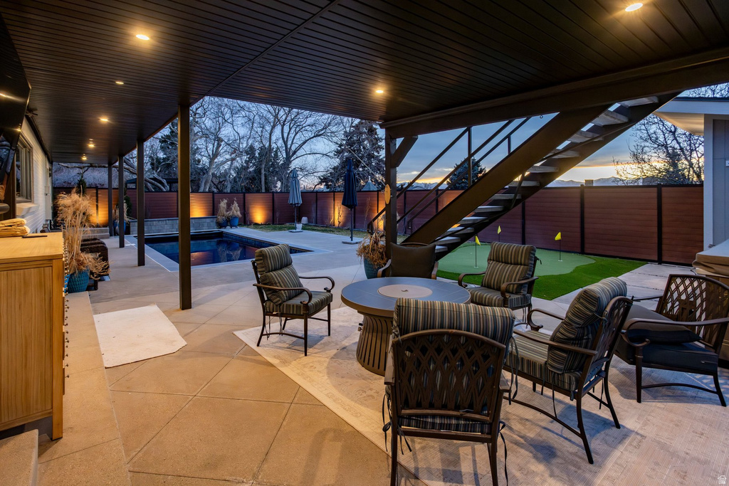 1118 S OAK HILLS WAY Salt Lake City, UT 84108