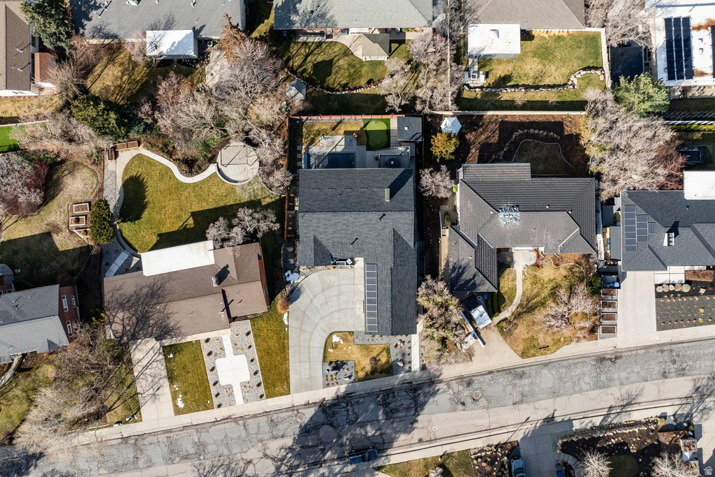 1118 S OAK HILLS WAY Salt Lake City, UT 84108