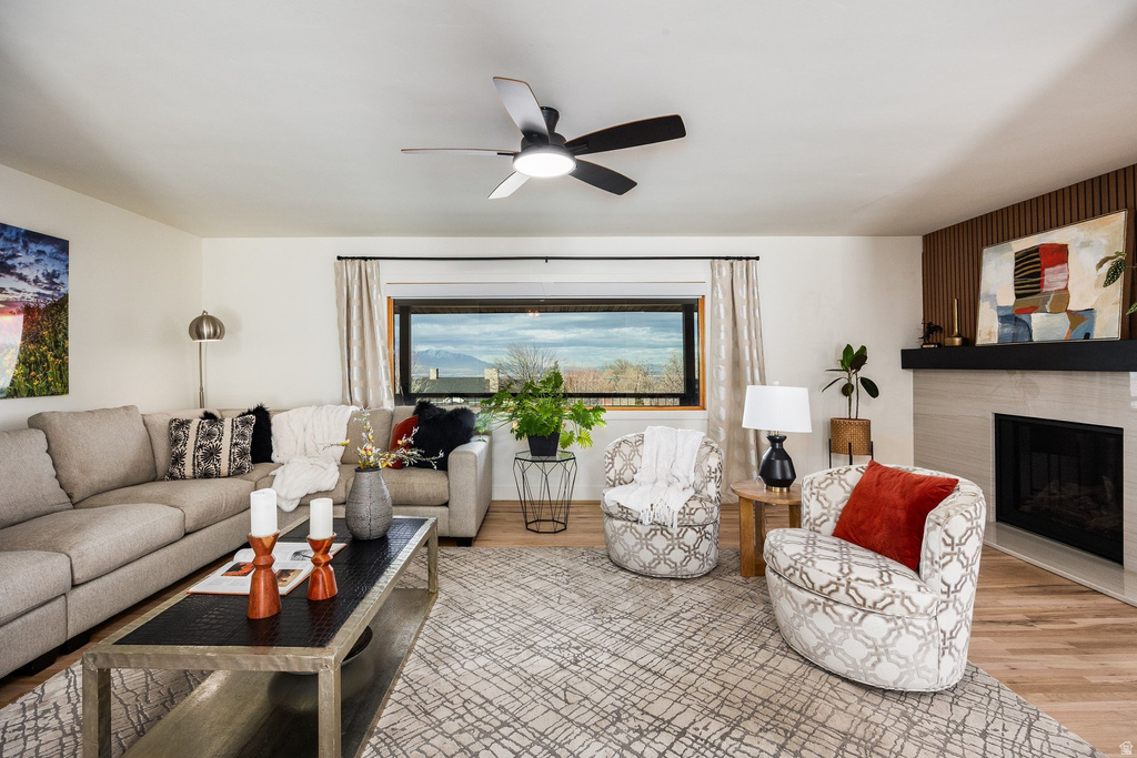 1118 S OAK HILLS WAY Salt Lake City, UT 84108