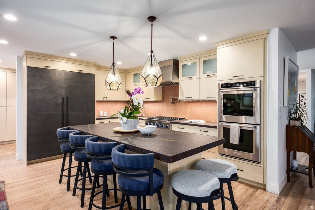 1118 S OAK HILLS WAY Salt Lake City, UT 84108