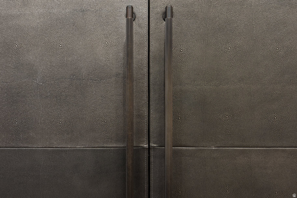 1118 S OAK HILLS WAY Salt Lake City, UT 84108