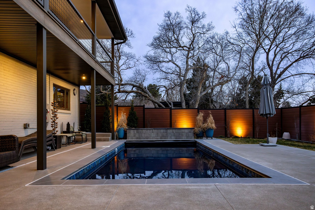 1118 S OAK HILLS WAY Salt Lake City, UT 84108