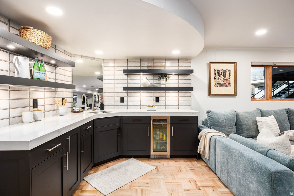 1118 S OAK HILLS WAY Salt Lake City, UT 84108