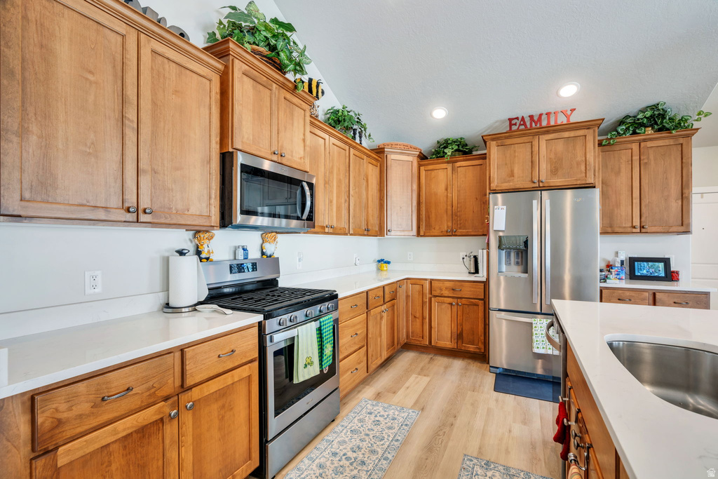 501 E LONE STAR LN. #A Saratoga Springs, UT 84045