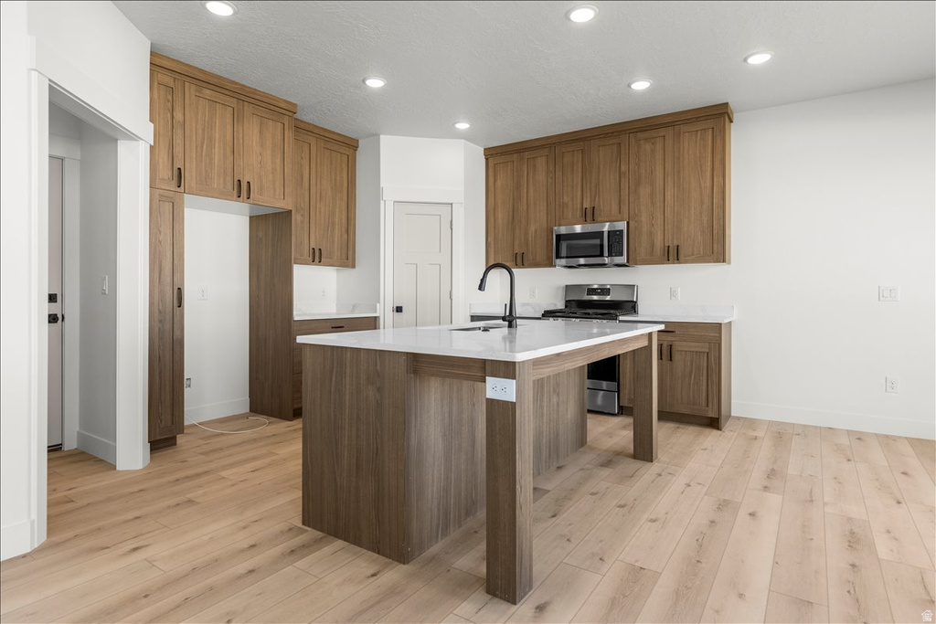 593 E SHELLEY LN #203 Grantsville, UT 84029