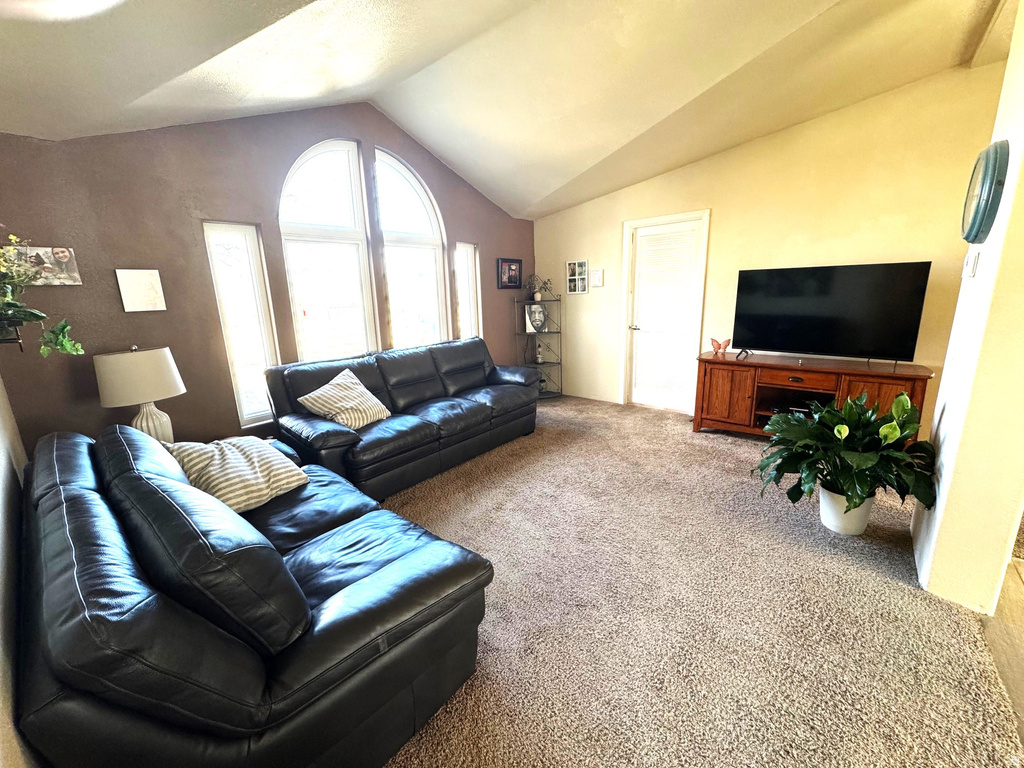 590 S 400 W Trenton, UT 84338