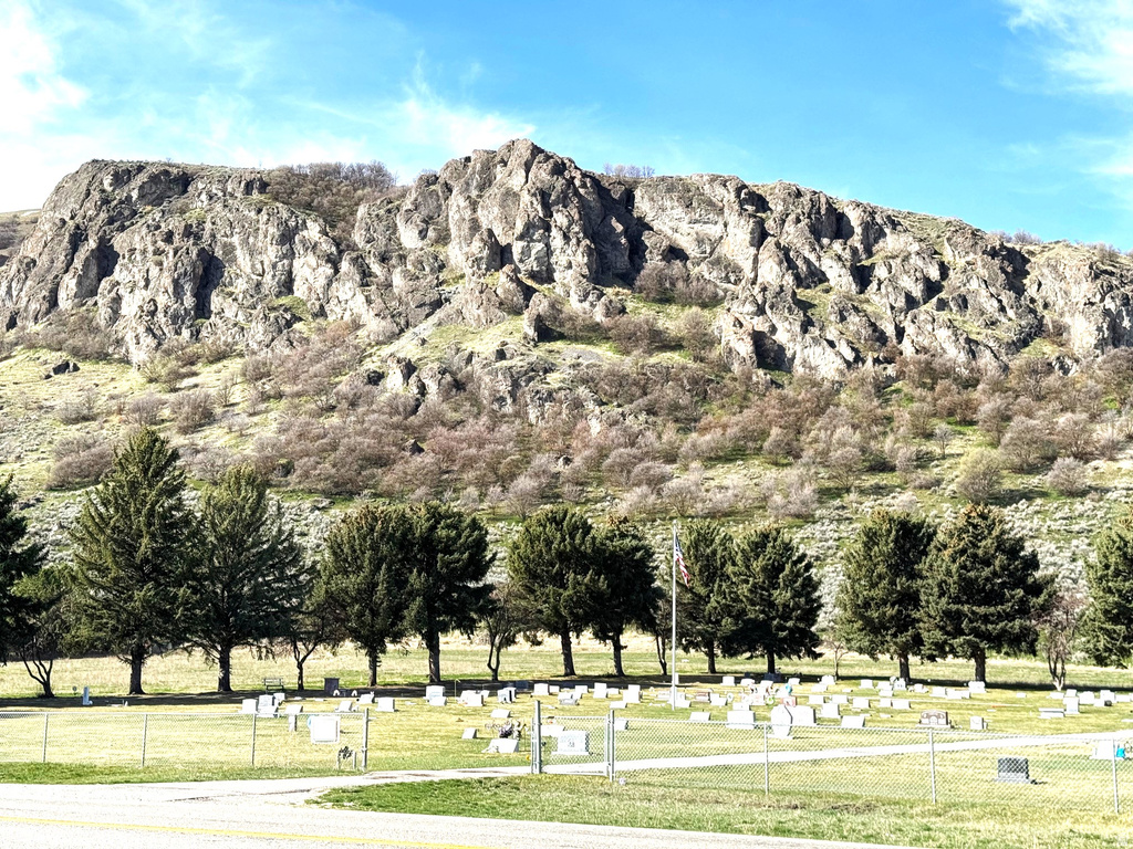 590 S 400 W Trenton, UT 84338