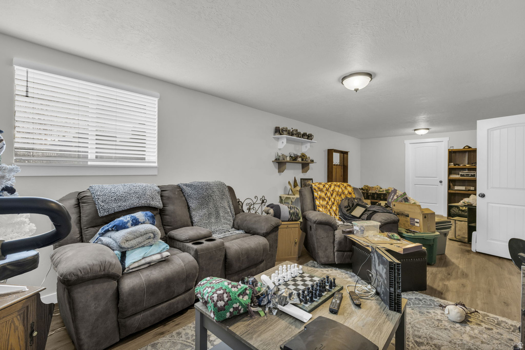 5785 S 6000 W Hooper, UT 84315