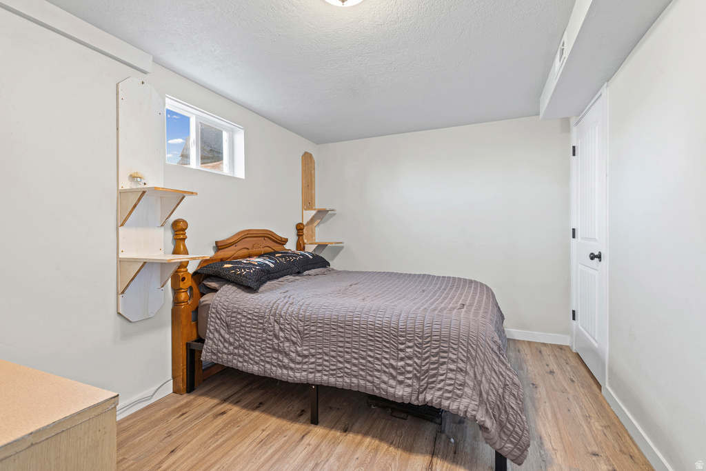 5785 S 6000 W Hooper, UT 84315