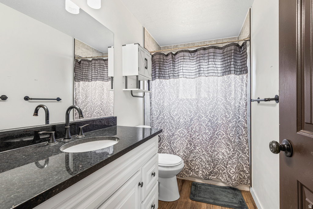 5785 S 6000 W Hooper, UT 84315