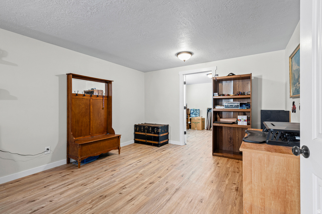 5785 S 6000 W Hooper, UT 84315