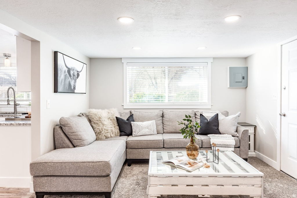 1556 W 13400 S Riverton, UT 84065