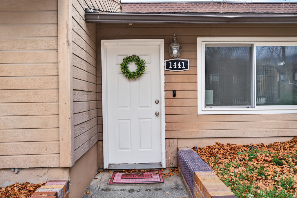 1441 W ARTHUR DR Provo, UT 84601