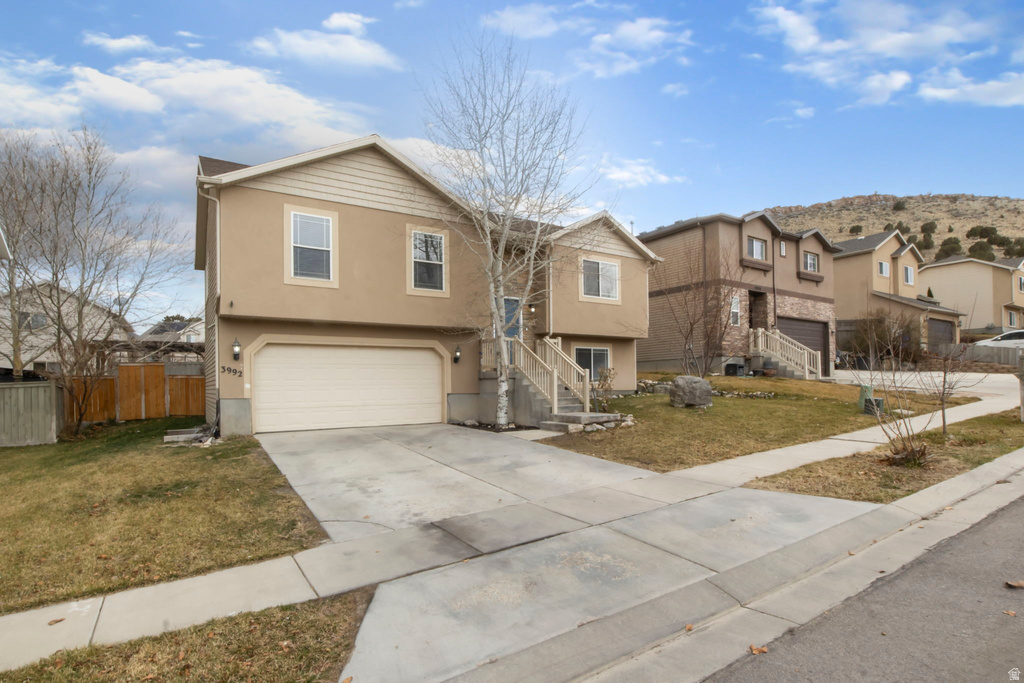 3992 E OFALLONS WAY Eagle Mountain, UT 84005