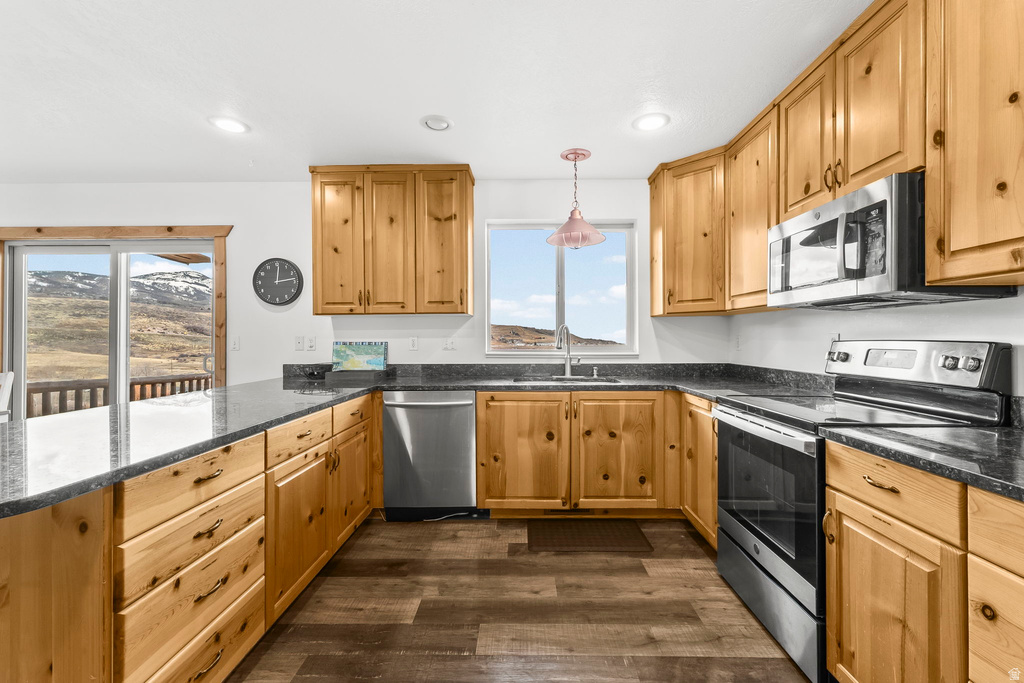 495 W BUTTERCUP LN Garden City, UT 84028