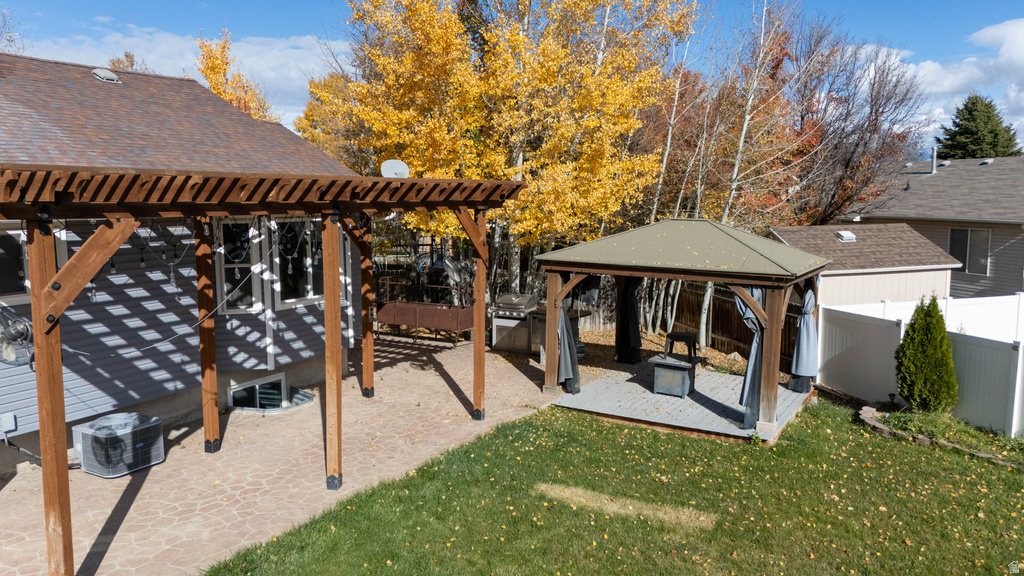 6389 S MILL VALLEY CT Salt Lake City, UT 84118