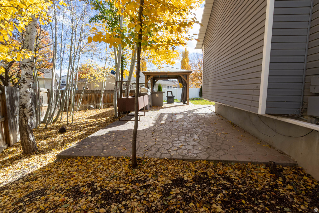 6389 S MILL VALLEY CT Salt Lake City, UT 84118